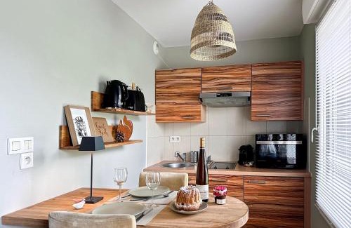 Eguisheim Apartment | Cozy Studio with Parking - Guest Rated 9.8/10
