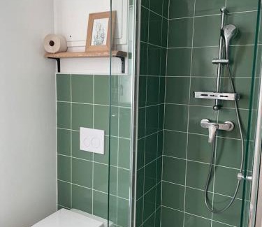 Bourges Apartment | Modern Studio with Parking - Highly Rated Stay Awaits