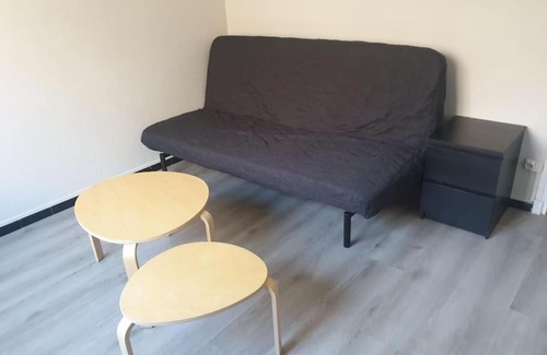 Saint-Egreve Apartment | Cozy Studio Retreat: Child-Friendly and Peaceful Stay