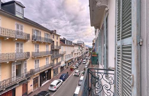 Aix-les-Bains City Center Apartment | Charmant studio centre ville d'Aix-les-bains
