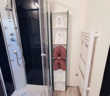 Auchay-sur-Vendee House | Budget-Friendly Studio La Forge - Perfect for Families
