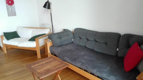 Les Angles Apartment | Cozy T2 with Private Cabin and Relaxing Terrace Retreat