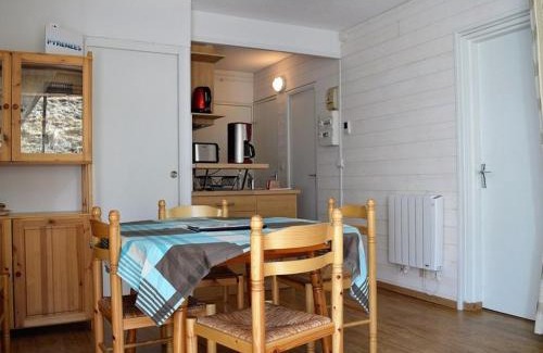 Les Angles Apartment | Cozy T2 Cabin in Les Angles with Wi-Fi & Ski Storage