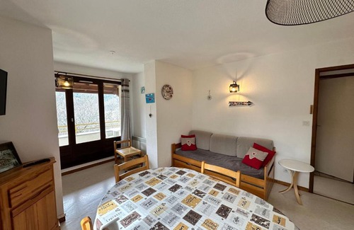 Villard-de-Lans Apartment | Cozy Apartment with Mountain View & Balcony Near Attractions