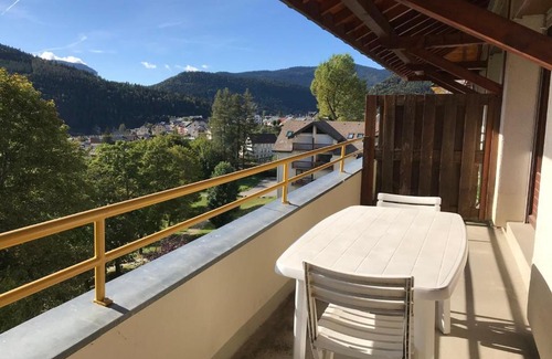 Villard-de-Lans Apartment | Cozy Apartment with Mountain View & Balcony Near Attractions