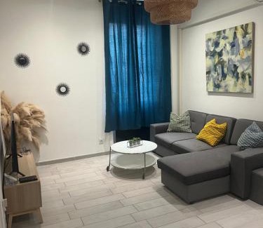 Belsunce Apartment | Convenient Grand T2 Near Gare St-Charles and Vieux Port