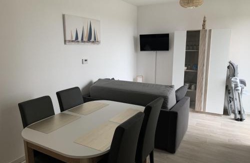 Fort-Mahon-Plage Apartment | Family-Friendly 2-Bedroom Apartment in Fort-Mahon-Plage