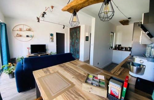 Gap Apartment | Convenient T2 Near City Center with Parking & Pet Friendly