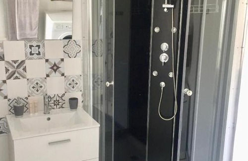 Montlucon Apartment | Cozy T2 Near Old Town - Child-Friendly Comfort Awaits!