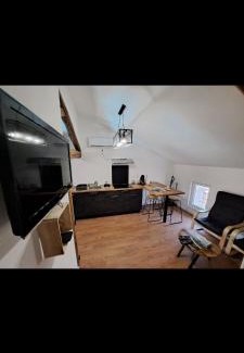 Lisle-sur-Tarn Apartment | Charmant T2 tout confort, à deux pas du centre