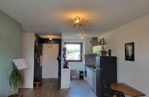Merignac Apartment | Charmant T2 traversant avec terrasse plein sud