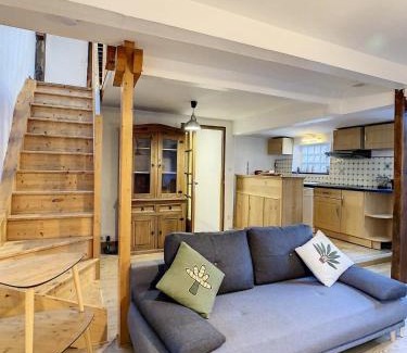 Chantilly Apartment | Central Triplex in Chantilly with Family-Friendly Amenities