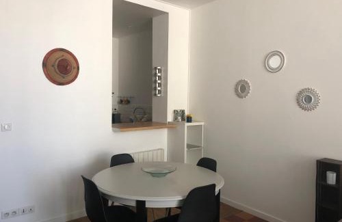 Saint-Michel - Nansouty - Saint-Genes Apartment | Welcoming Echoppe for Families: Perfect for 2 to 6 Guests
