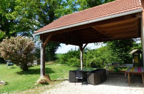 Gouise House | Charming Renovated Farmhouse with Private Garden in Gouise