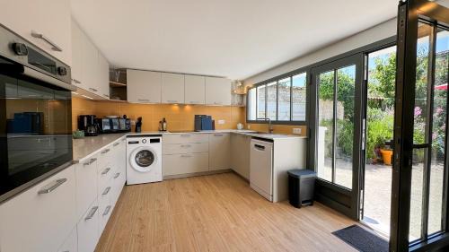 Saint-Martin-de-Re Villa | Prime Location in St Martin with Family and Pet Friendly Amenities