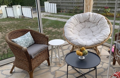 Hauteville-sur-Mer House | Cozy Maison Just 350m from the Beach - Guest Rated 9/10