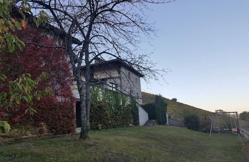 Quincie-en-Beaujolais House | Tranquil Oceanfront Home for Up to 6 Guests, Rated 9.6/10