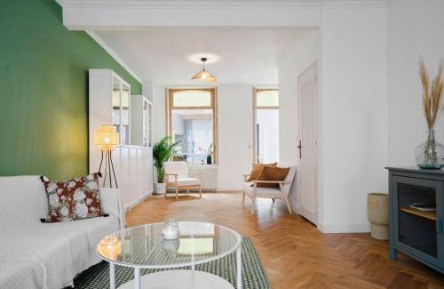 La Madeleine House | Family-Friendly Retreat at Courbet for Memorable Stays