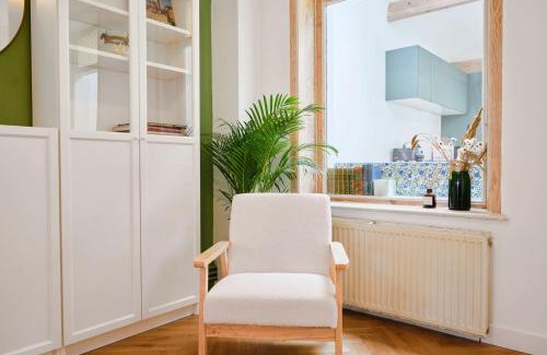 La Madeleine House | Family-Friendly Retreat at Courbet for Memorable Stays