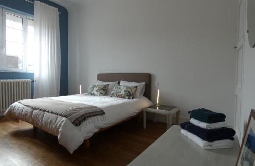 Challet House | Cozy Retreat in a Historic Farmhouse Near Tourist Attractions