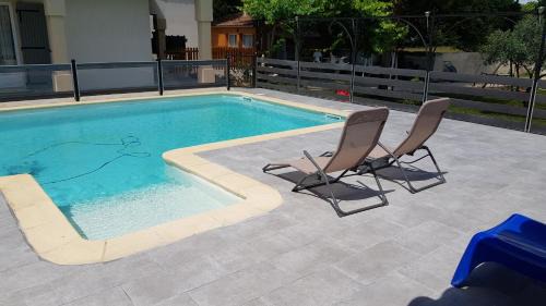 Vedene Villa | Charming Vedene Retreat with Pool Near Avignon - Guest Rated 9.8