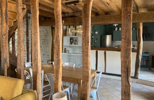 Villenauxe-la-Grande House | Charming Stone House in Champagne - Family Friendly Retreat