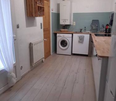 L'Isle-Jourdain Apartment | Cozy Renovated Home near Lake and City Center