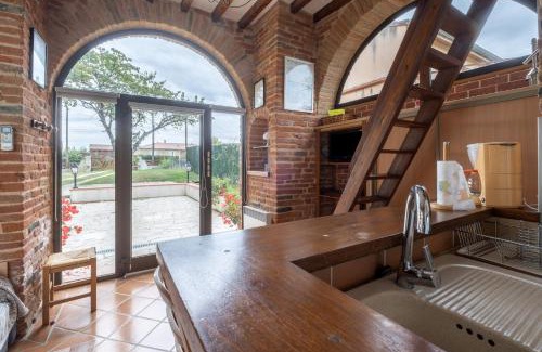 Villemur-sur-Tarn House | Inviting Home in Villemur sur Tarn with Shared Pool