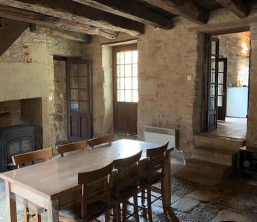 Granges-dAns Villa | Cozy Périgourdine House with Oceanfront Views