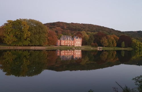 Wepion House | Scenic Suite by the Meuse - Casa de Paddle Escape