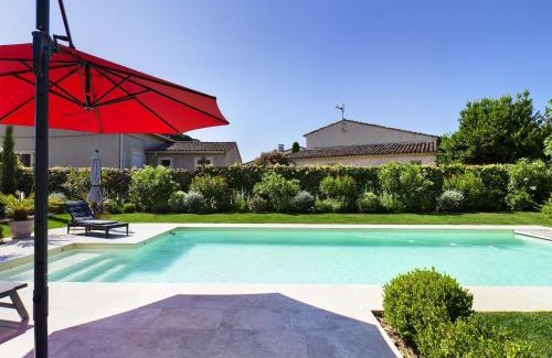 Eygalieres House | Delightful Villa in Eygalière with Pool and Beautiful Garden