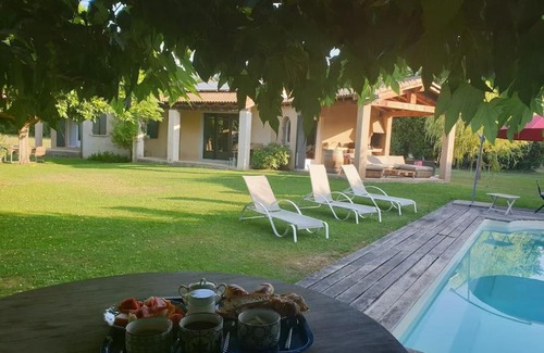 Maussane Villa | Elegant Private Villa near Baux de Provence with Pool
