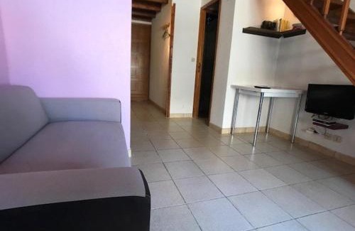 La Franqui Villa | Family-Friendly Villa T3 with Terrace, Parking & Beach Access
