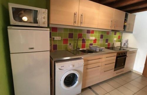 La Franqui Villa | Family-Friendly Villa T3 with Terrace, Parking & Beach Access
