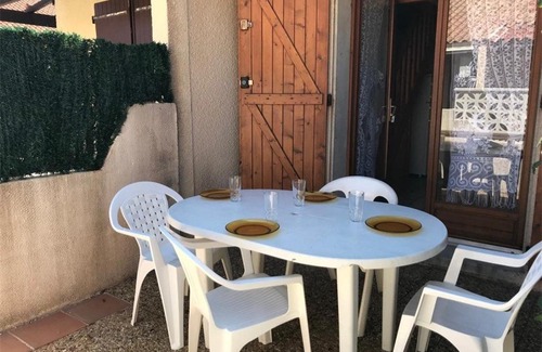 Port Leucate Villa | Inviting Villa with Terrace, Parking & Pet-Friendly Stay