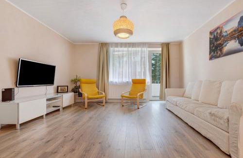 Vahrenwald Apartment | Welcoming Charmante Wohnung with Child-Friendly Amenities