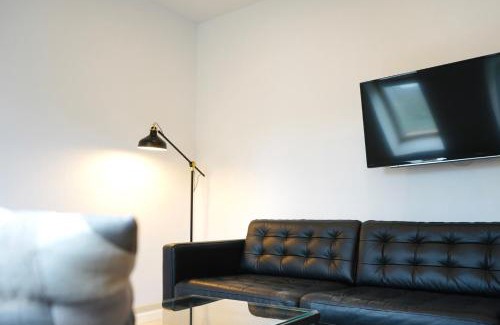 Stadtmitte Apartment | Cozy Apartment in Prime Location for Family Getaways