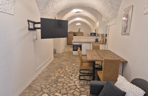 Laufen Apartment | Charmantes Brauerei-Altstadtgewölbe
