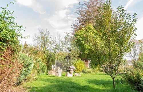 Niederaula House | Cozy Holiday Home with Private Garden for Families and Pets
