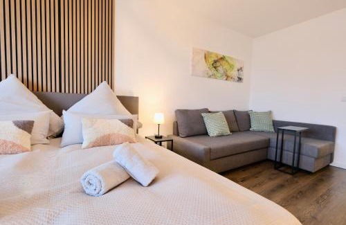 Bemerode Apartment | Cozy Studio Near Messe with Parking for Your Family