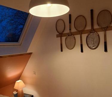 Hem House | Family-Friendly Stay at Charme with 2 Bedrooms for 4 Guests
