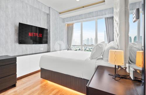 Setiabudi Apartment | Relax at Charme by Kozystay - Setiabudi with Pool Access