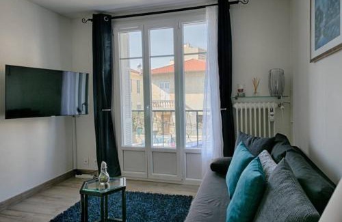 La Californie Apartment | Comfort and Style Await You in Beautiful Nice
