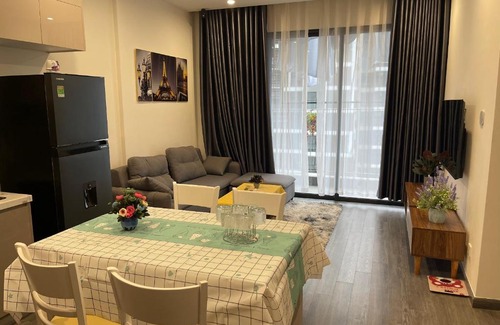 Gia Lam Apartment | Guest Rated 10/10: Charme Home - Cozy 1-Bedroom Retreat