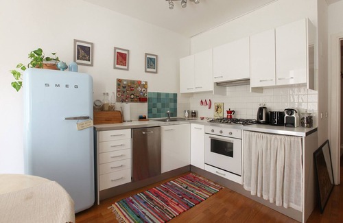 San Marco Apartment | Elegant 1-Bedroom Retreat in Brera with Spa & Hot Tub