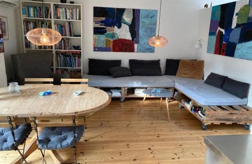 Praesto House | Delightful House in Præstø Center with Ocean View