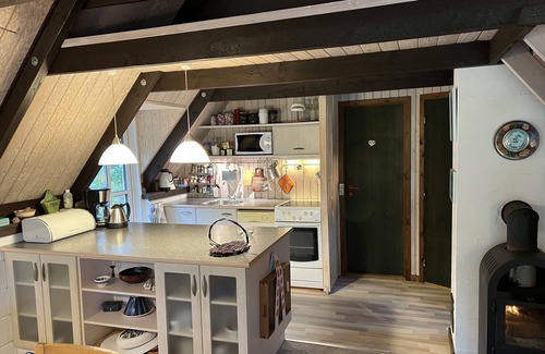 Lodbjerg Hede Cottage | Cozy Summer House with Family-Friendly Amenities