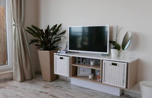 Plovdiv Center Apartment | Inviting Flat with Scenic Hill Views – Guest Rated 9.8