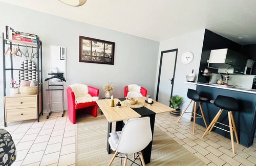 La Riviere-Saint-Sauveur Apartment | Cozy Studio with Kitchen, Pet and Child-Friendly Amenities