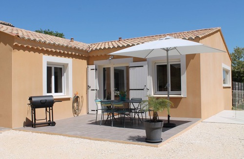 Saint-Julien-de-Peyrolas Cottage | Idyllic Cottage Retreat in Ardèche Gorges - Guest Rated 9.8